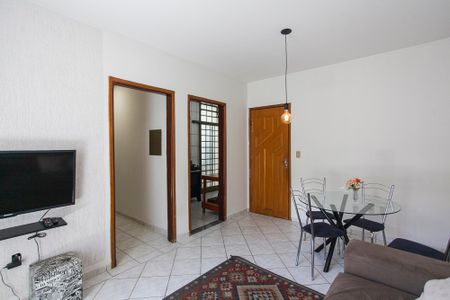 Sala de apartamento para alugar com 3 quartos, 76m² em Brasil, Uberlândia