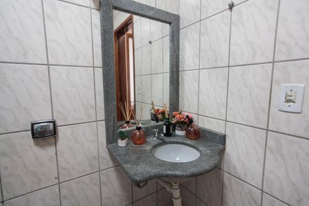 Apartamento para alugar com 76m², 3 quartos e sem vagaBanheiro