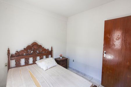 Apartamento para alugar com 76m², 3 quartos e sem vagaQuarto 2