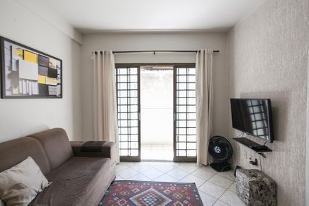 Apartamento para alugar com 76m², 3 quartos e sem vagaSala