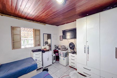 Quarto de casa à venda com 2 quartos, 150m² em Vila Carlos de Campos, São Paulo