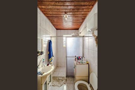 Banheiro de casa à venda com 2 quartos, 150m² em Vila Carlos de Campos, São Paulo