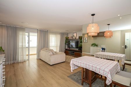 Sala de apartamento para alugar com 3 quartos, 110m² em Vila Suzana, São Paulo