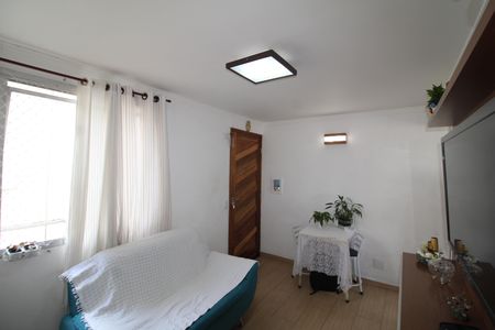 Apartamento à venda com 42m², 2 quartos e 1 vagaSala