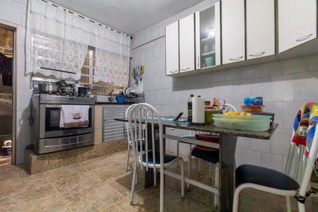 Casa à venda com 250m², 7 quartos e 3 vagasCozinha