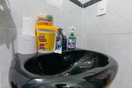 Casa à venda com 250m², 7 quartos e 3 vagasBanheiro 1