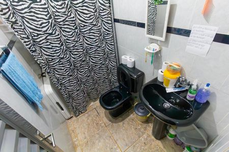 Casa à venda com 250m², 7 quartos e 3 vagasBanheiro 1