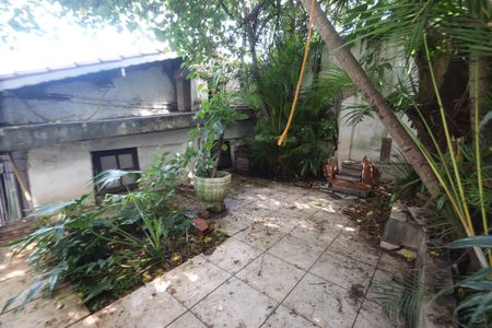 Casa para alugar com 136m², 2 quartos e 1 vagaQuintal