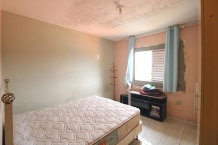Quarto 1 de casa para alugar com 2 quartos, 80m² em Vila do Castelo, São Paulo