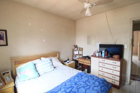 Quarto 2 de casa para alugar com 2 quartos, 80m² em Vila do Castelo, São Paulo