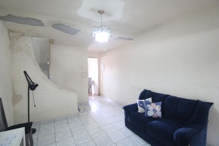 Sala de casa para alugar com 2 quartos, 80m² em Vila do Castelo, São Paulo