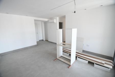 Sala de apartamento para alugar com 3 quartos, 126m² em Cambuí, Campinas