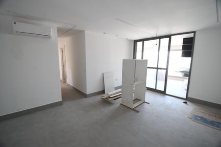 Sala de apartamento para alugar com 3 quartos, 126m² em Cambuí, Campinas