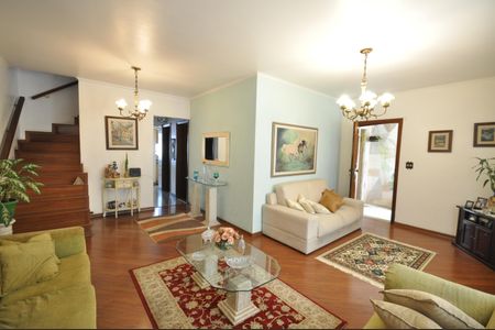 Sala de casa à venda com 3 quartos, 286m² em Vila Paiva, São Paulo