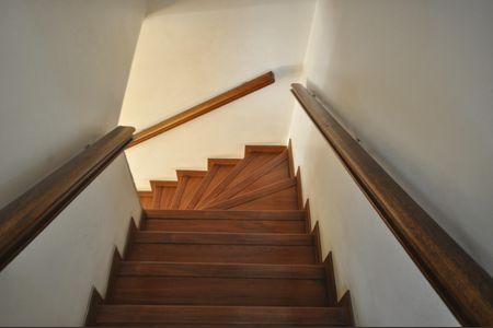 Casa à venda com 286m², 3 quartos e 5 vagasEscada