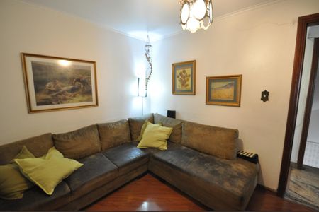 Casa à venda com 286m², 3 quartos e 5 vagasSala de TV