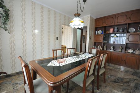 Casa à venda com 286m², 3 quartos e 5 vagasCopa