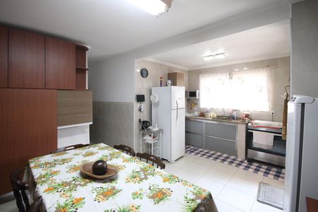 Casa à venda com 119m², 3 quartos e 1 vagaCozinha 