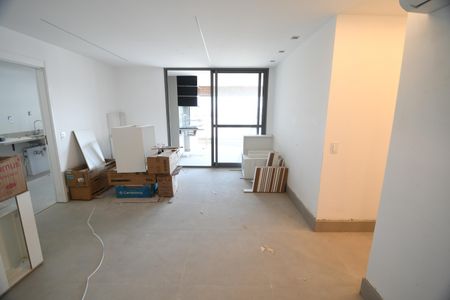 Sala de apartamento para alugar com 3 quartos, 126m² em Cambuí, Campinas