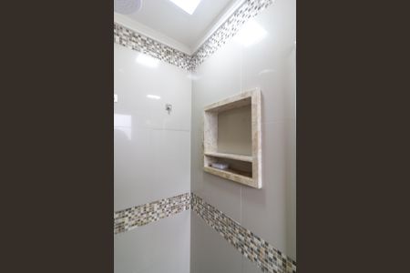 Apartamento à venda com 49m², 2 quartos e 1 vaga Apartamento à venda com 49m², 2 quartos e 1 vagaBanheiro