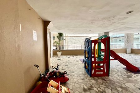 Apartamento para alugar com 85m², 2 quartos e 1 vaga Apartamento para alugar com 85m², 2 quartos e 1 vagaÁrea comum - Playground