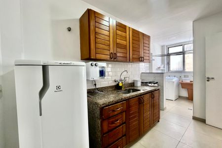 Apartamento para alugar com 85m², 2 quartos e 1 vaga Apartamento para alugar com 85m², 2 quartos e 1 vagaCozinha