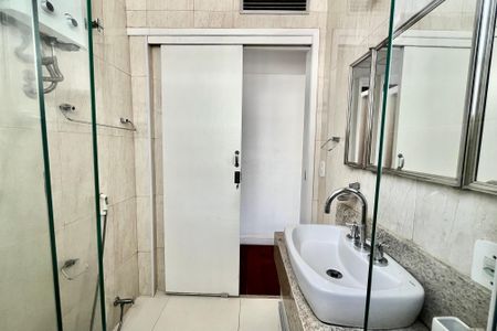 Apartamento para alugar com 85m², 2 quartos e 1 vaga Apartamento para alugar com 85m², 2 quartos e 1 vagaSuite