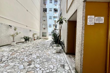 Apartamento para alugar com 85m², 2 quartos e 1 vaga Apartamento para alugar com 85m², 2 quartos e 1 vagaÁrea comum