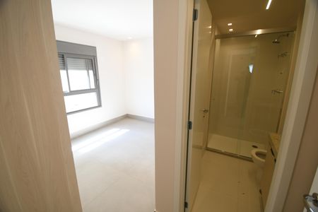 Apartamento à venda com 126m², 3 quartos e 2 vagasQuarto 2 - Suíte