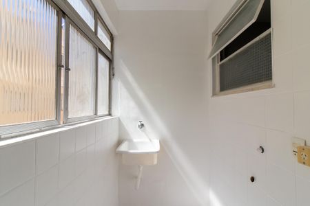 Apartamento à venda com 66m², 2 quartos e 1 vagaÁrea de Serviço