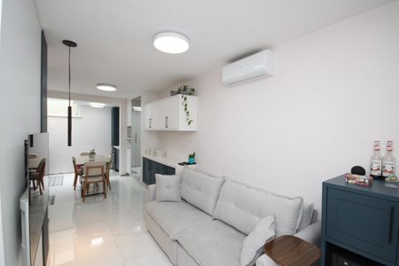 Sala  de casa à venda com 2 quartos, 51m² em Vila Constança, São Paulo