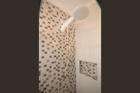 Banheiro 1  de casa à venda com 2 quartos, 51m² em Vila Constança, São Paulo