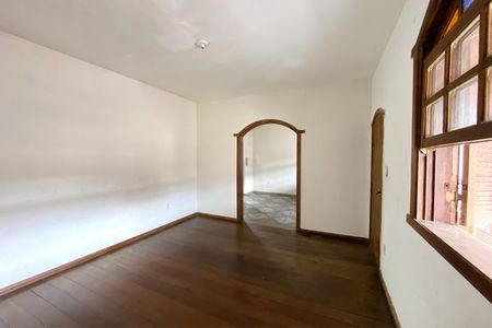 Sala de casa à venda com 3 quartos, 410m² em São Marcos, Belo Horizonte