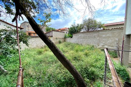 Casa à venda com 410m², 3 quartos e 5 vagas Casa à venda com 410m², 3 quartos e 5 vagasQuintal