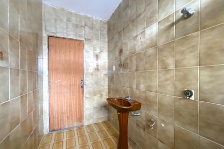 Casa à venda com 410m², 3 quartos e 5 vagas Casa à venda com 410m², 3 quartos e 5 vagasBanheiro