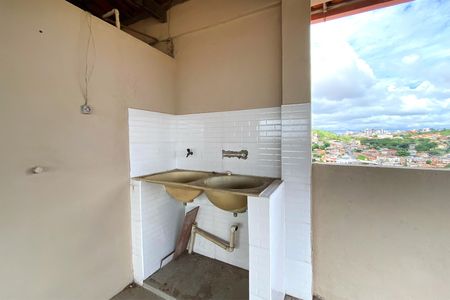 Casa à venda com 410m², 3 quartos e 5 vagas Casa à venda com 410m², 3 quartos e 5 vagasÁrea de Serviço 2