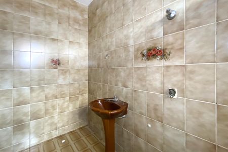 Casa à venda com 410m², 3 quartos e 5 vagas Casa à venda com 410m², 3 quartos e 5 vagasBanheiro da Suíte