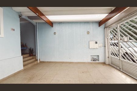 Casa à venda com 118m², 2 quartos e 2 vagas Casa à venda com 118m², 2 quartos e 2 vagasGaragem