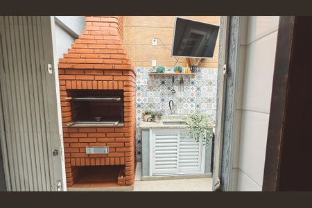 Casa à venda com 118m², 2 quartos e 2 vagas Casa à venda com 118m², 2 quartos e 2 vagasChurrasqueira