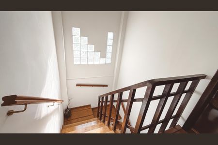 Escada de casa à venda com 2 quartos, 118m² em Mandaqui, São Paulo