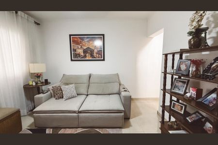 Casa à venda com 118m², 2 quartos e 2 vagas Casa à venda com 118m², 2 quartos e 2 vagasSala