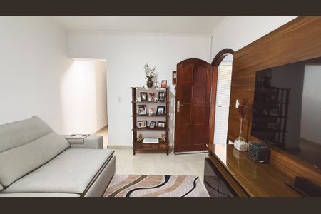 Casa à venda com 118m², 2 quartos e 2 vagas Casa à venda com 118m², 2 quartos e 2 vagasSala