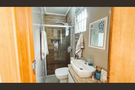 Casa à venda com 118m², 2 quartos e 2 vagas Casa à venda com 118m², 2 quartos e 2 vagasBanheiro da Suíte