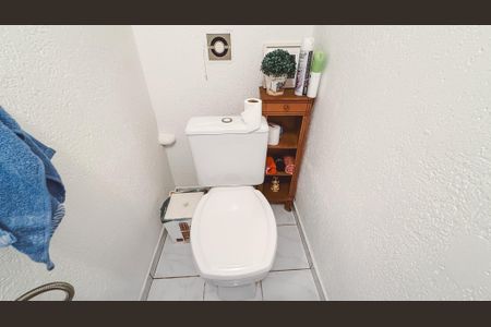 Casa à venda com 118m², 2 quartos e 2 vagas Casa à venda com 118m², 2 quartos e 2 vagasLavabo