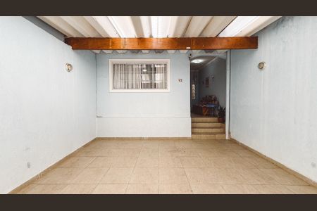 Casa à venda com 118m², 2 quartos e 2 vagas Casa à venda com 118m², 2 quartos e 2 vagasGaragem