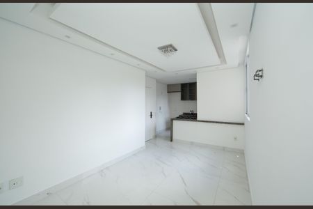 SALA de apartamento para alugar com 2 quartos, 50m² em Palmeiras, Belo Horizonte