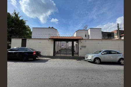 Casa de condomínio à venda com 70m², 2 quartos e 1 vaga Casa de condomínio à venda com 70m², 2 quartos e 1 vagaFachada+Placa