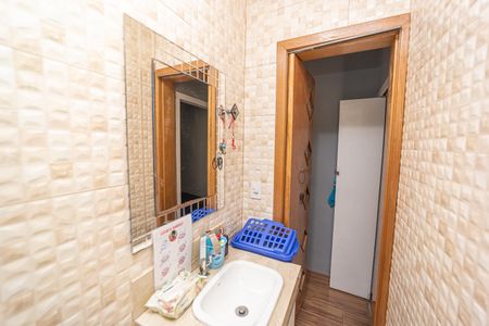 Casa de condomínio para alugar com 70m², 2 quartos e 1 vagaBanheiro do Quarto 1