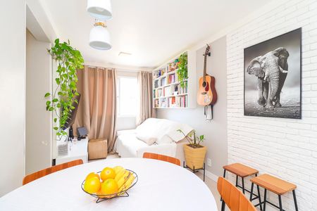 Sala de apartamento à venda com 2 quartos, 41m² em Itaquera, São Paulo