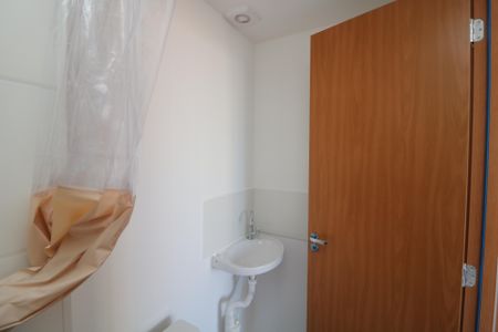 Apartamento para alugar com 34m², 2 quartos e sem vagaBanheiro